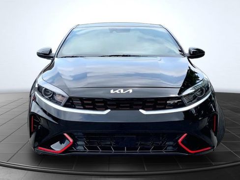 Used 2024 Kia Forte GT-Line w/ GT-Line Premium Package FWD image 3