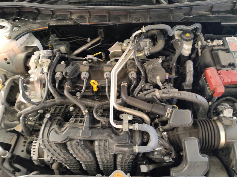 Used 2025 Nissan Altima 2.5 SV FWD image 30
