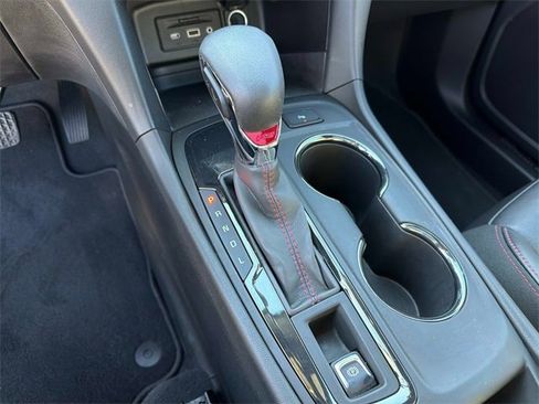 Used 2022 Chevrolet Equinox RS w/ RS Leather Package image 32