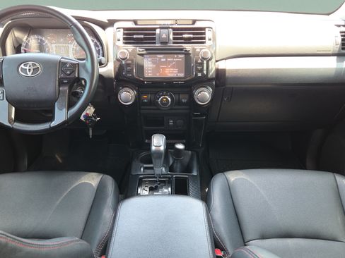 Used 2018 Toyota 4Runner TRD Off-Road Premium AWD/4WD image 14
