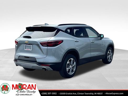 Certified 2023 Chevrolet Blazer LT FWD image 5
