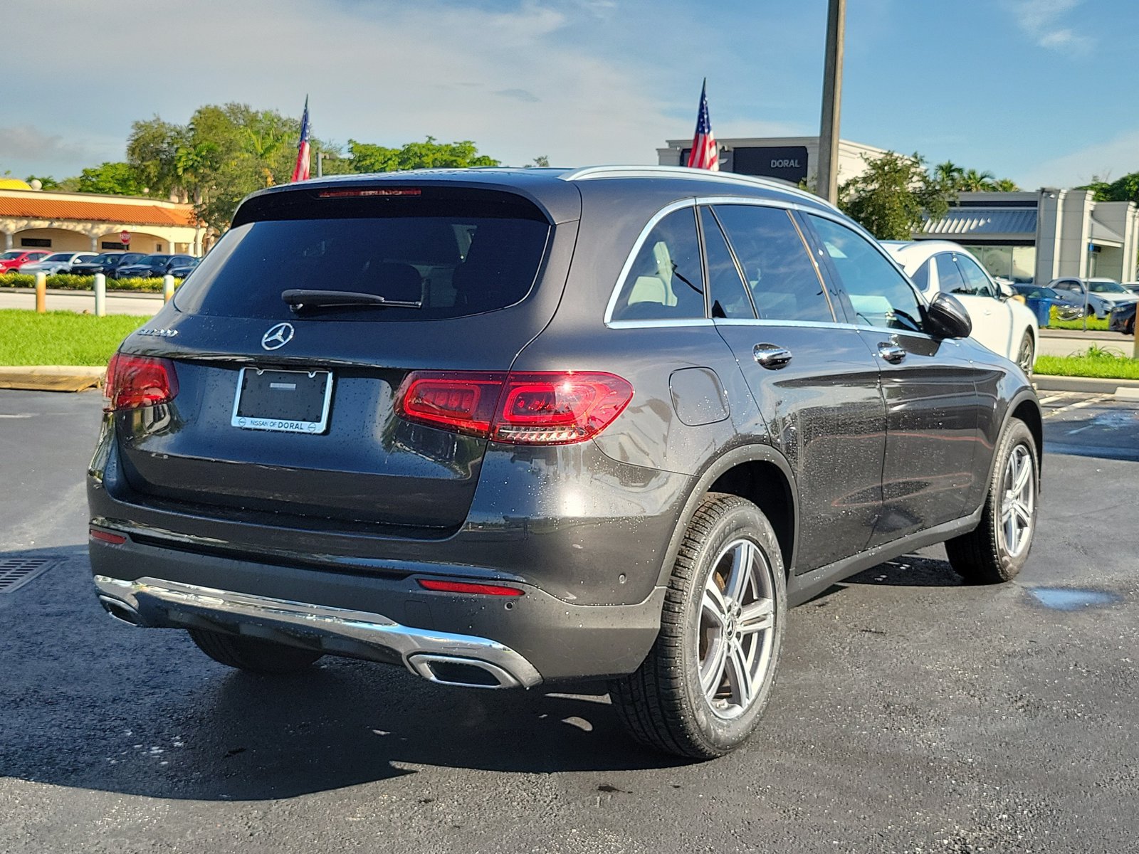 Used 2022 Mercedes-Benz GLC 300 image 4