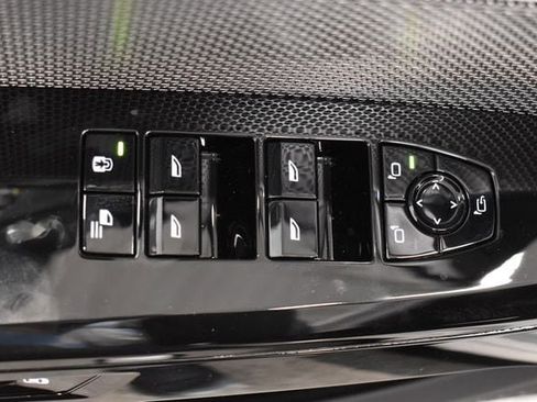 New 2026 BMW 760i xDrive image 21