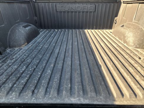 Used 2024 Toyota Tundra Limited w/ Power Package image 40