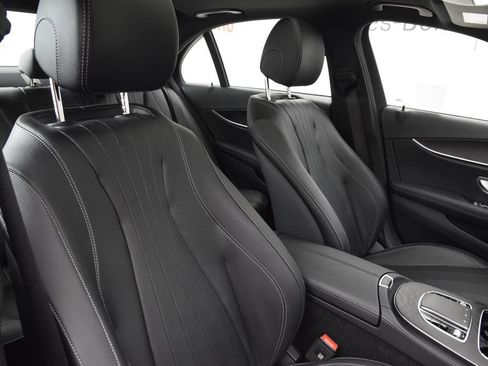 Used 2023 Mercedes-Benz E 350 Sedan image 17
