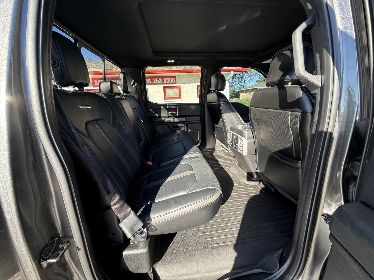 Used 2017 Ford F150 Platinum w/ Equipment Group 701A Luxury AWD/4WD image 20