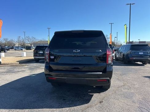 Used 2021 Chevrolet Tahoe Z71 w/ Z71 Signature Package image 4