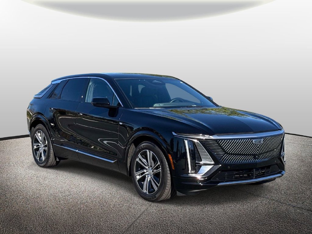 Used 2024 Cadillac Lyriq Luxury AWD/4WD image 1