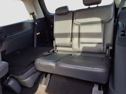 Used 2025 Ford Expedition Active image 22