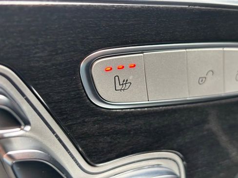 Used 2019 Mercedes-Benz Metris Passenger image 17