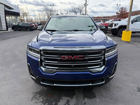 Used 2023 GMC Acadia AT4 w/ Technology Package image 8