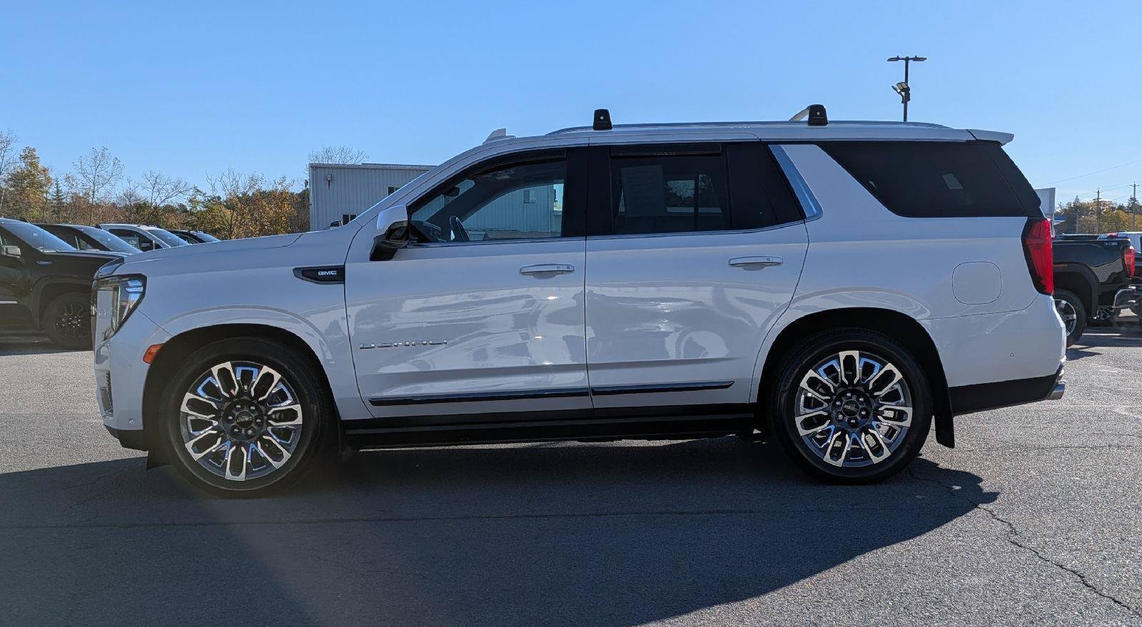 Certified 2023 GMC Yukon Denali Ultimate AWD/4WD image 6