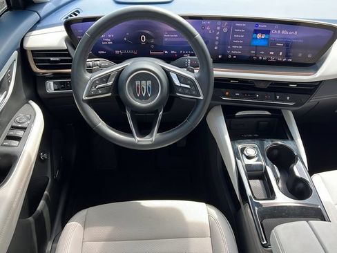 Used 2025 Buick Envision Avenir AWD/4WD image 12