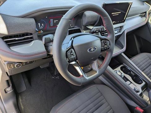 New 2026 Ford Explorer ST-Line w/ ST-Line Street Pack image 9