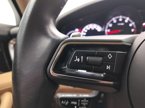 Certified 2023 Porsche Panamera 4 Platinum Edition AWD/4WD image 18