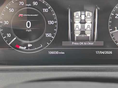 Used 2018 Land Rover Range Rover Velar R-Dynamic SE AWD/4WD image 34
