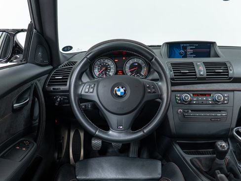 Used 2011 BMW 1 Series M image 17