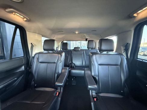 Used 2024 Ford Expedition XLT image 10