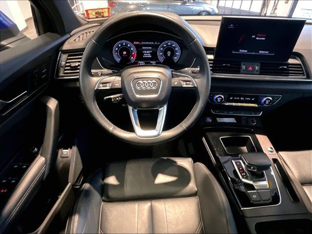 Used 2021 Audi Q5 2.0T Premium Plus w/ Premium Plus Package AWD/4WD image 11