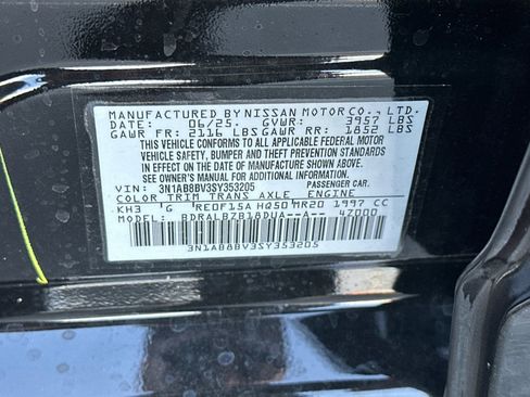 Used 2025 Nissan Sentra S image 22