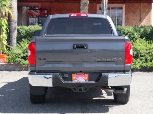Used 2018 Toyota Tundra SR5 w/ SR5 Upgrade Package AWD/4WD image 7