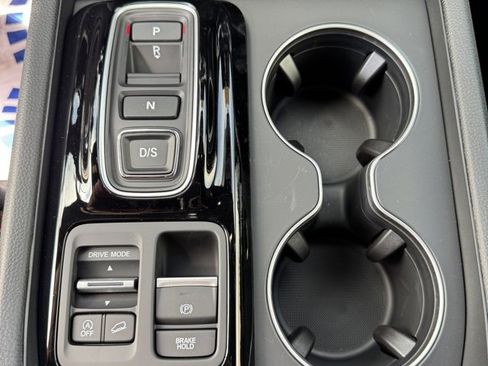 New 2025 Honda Pilot Sport image 20