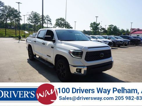 Used 2020 Toyota Tundra SR5 w/ SR5 Upgrade Package AWD/4WD image 1