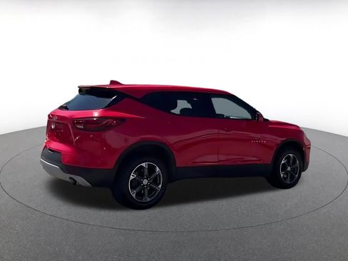 Used 2025 Chevrolet Blazer LT image 7