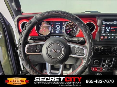Used 2020 Jeep Wrangler Unlimited Rubicon AWD/4WD image 15