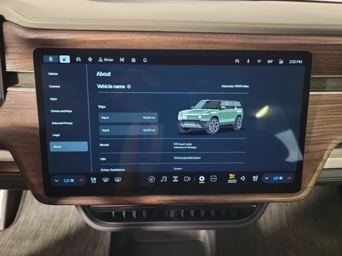 Used 2024 Rivian R1S Adventure AWD/4WD image 29