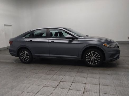 Used 2021 Volkswagen Jetta SE w/ SE Cold Weather Package FWD image 11
