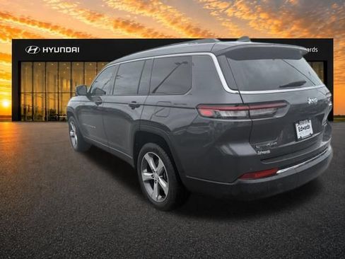 Used 2022 Jeep Grand Cherokee L Limited AWD/4WD image 8