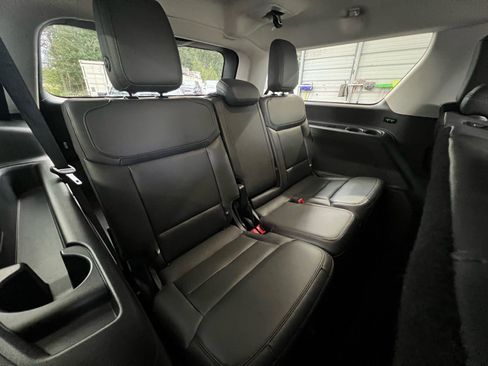 Used 2025 Ford Expedition Max Active image 23