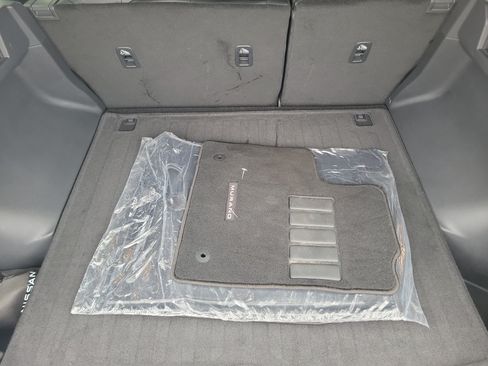 Certified 2025 Nissan Murano SV FWD image 16