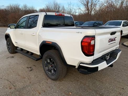 New 2025 GMC Canyon Elevation w/ Convenience Package image 6