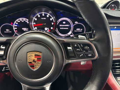 Used 2017 Porsche Panamera image 69