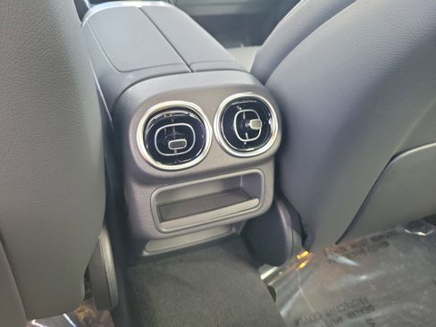 New 2026 Mercedes-Benz GLC 43 AMG 4MATIC Coupe image 29