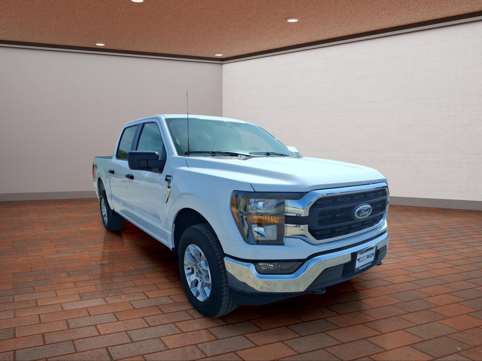 Used 2023 Ford F150 XLT AWD/4WD image 2