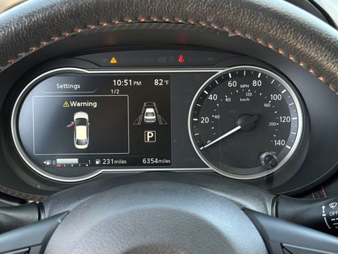 Used 2025 Nissan Versa SR w/ Trunk Package FWD image 16
