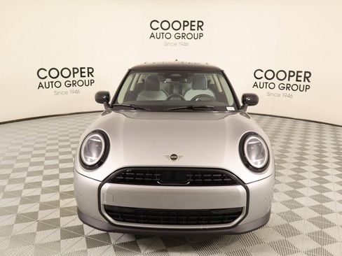 New 2025 MINI Cooper 2-Door Hardtop image 10