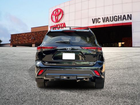 New 2026 Toyota Highlander XLE AWD/4WD image 33