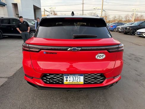 Used 2024 Chevrolet Equinox EV RS image 4