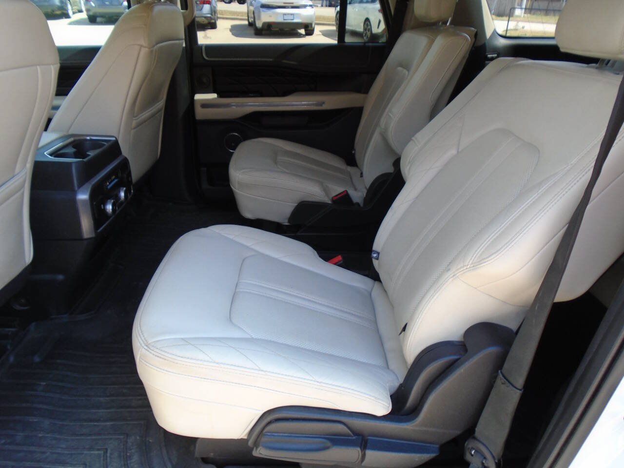 Used 2019 Ford Expedition Max Platinum AWD/4WD image 6