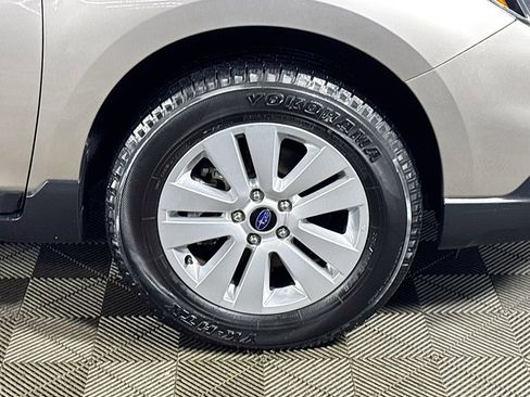 Used 2015 Subaru Outback 2.5i Premium image 24