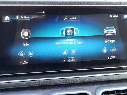 Used 2021 Mercedes-Benz GLE 350 4MATIC image 25