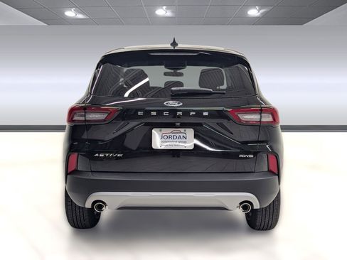 New 2026 Ford Escape Active w/ Cold Weather Package image 8