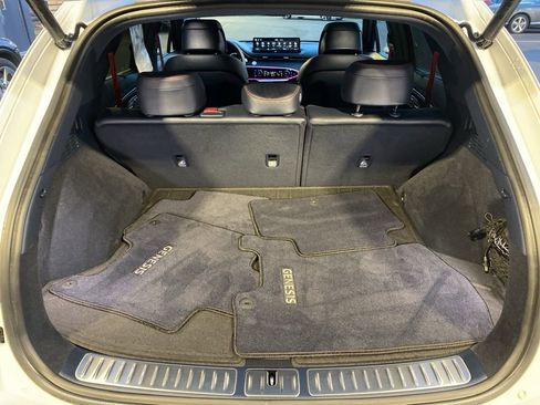 Used 2024 Genesis GV70 2.5T Sport Prestige w/ Sport Prestige Package image 19