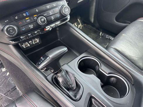 Used 2024 Dodge Durango GT RWD image 27