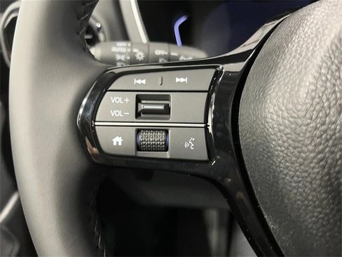 New 2025 Honda Pilot Touring image 18