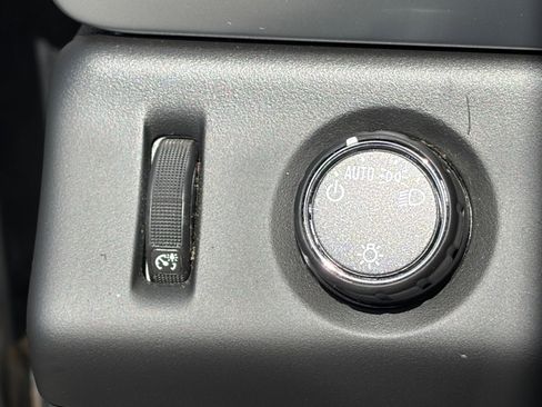 Used 2020 Chevrolet Tahoe LS RWD image 18
